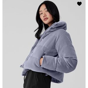 Alo Yoga Ribbed Velour Gold Rush Puffer - Fog